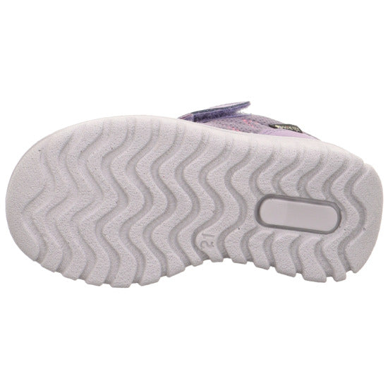 Superfit Sport7 Mini trainer in lilac and pink with a double Velcro strap, white sole and a protective toe bumper. Sole view.