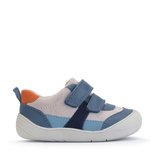 A Start-Rite boys casual shoe in style Duel, colour denim/blue multi with two velcro straps and heel and toe bumpers. Right side view.
