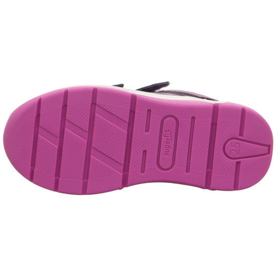 A girls waterproof boot by Superfit, style Cooper 1-006407-8500, in purple with pink and white sole and double velcro fastening. View of sole.