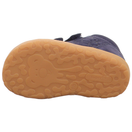 Superfit Flummi barefoot boot in navy nubuck with double Velcro strap, fox design and gum sole. Sole view. 