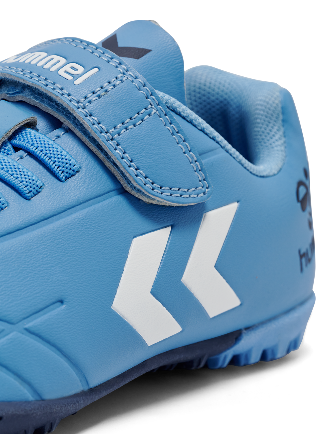 Hummel | 228343-7373 | Top Star Turf JR | Football Boots | Litchen Blue