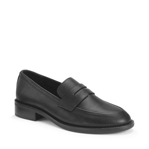 A girls slip on school school shoe by Start Rite, style Milan, in black leather with small heel. Angled right side view.