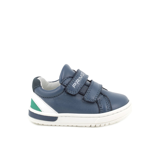 A boys casual shoe by Primigi, style Baby Dude 5905311, in navy, white and green leather with double velcro fastening. Right side view.