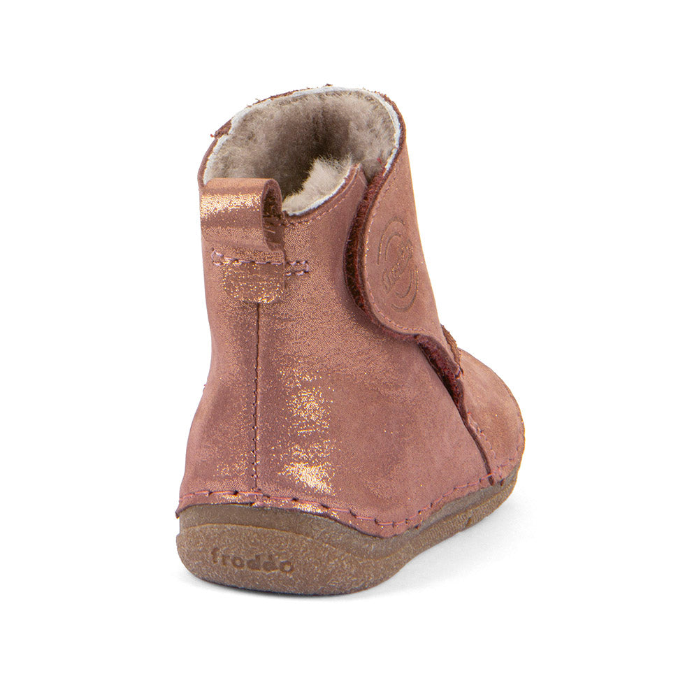 A girls winter boot by Froddo, style Paix Up in pink/gold with sheepskin fur lining with toe bumper. Back view