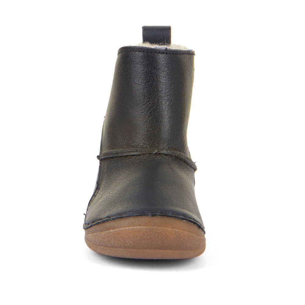 A unisex winter boot by Froddo, style Paix Up in navy with sheepskin fur lining with toe bumper. Front view