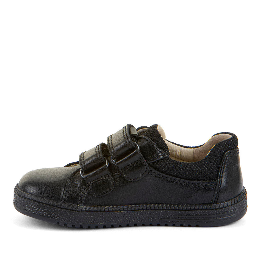 Boys barefoot school shoe by Froddo in the style Loop Steve in black leather with two velcro straps. Inner right side view.