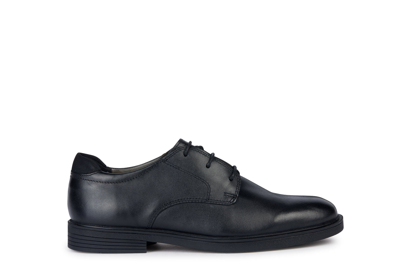 A senior boys school shoe by Geox, style Zheeno, lace-up in black leather. Right side view.