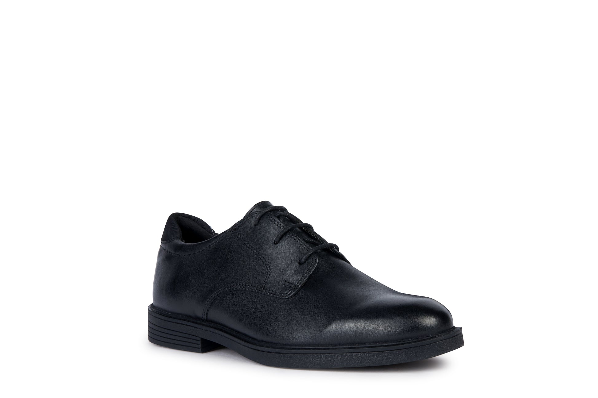 A senior boys school shoe by Geox, style Zheeno, lace-up in black leather. Angled view.