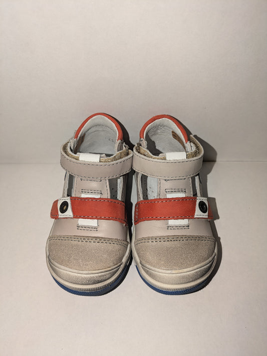 GBB | Sorel Boys Closed Toe Sandals | Grey and Red | Size EU20 / UK4