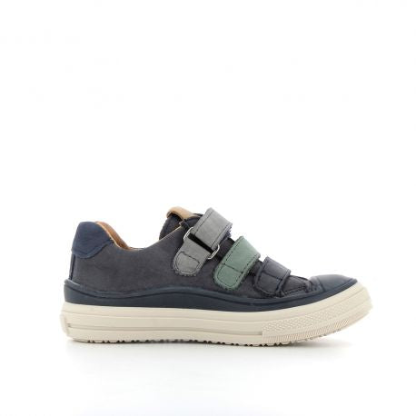 A boys casual trainer by Bopy, style Viggo, in blue leather. three Velcro fastening. Inside view.