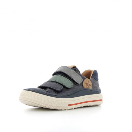 A boys casual trainer by Bopy, style Viggo, in blue leather. three Velcro fastening. Left side front angled view.