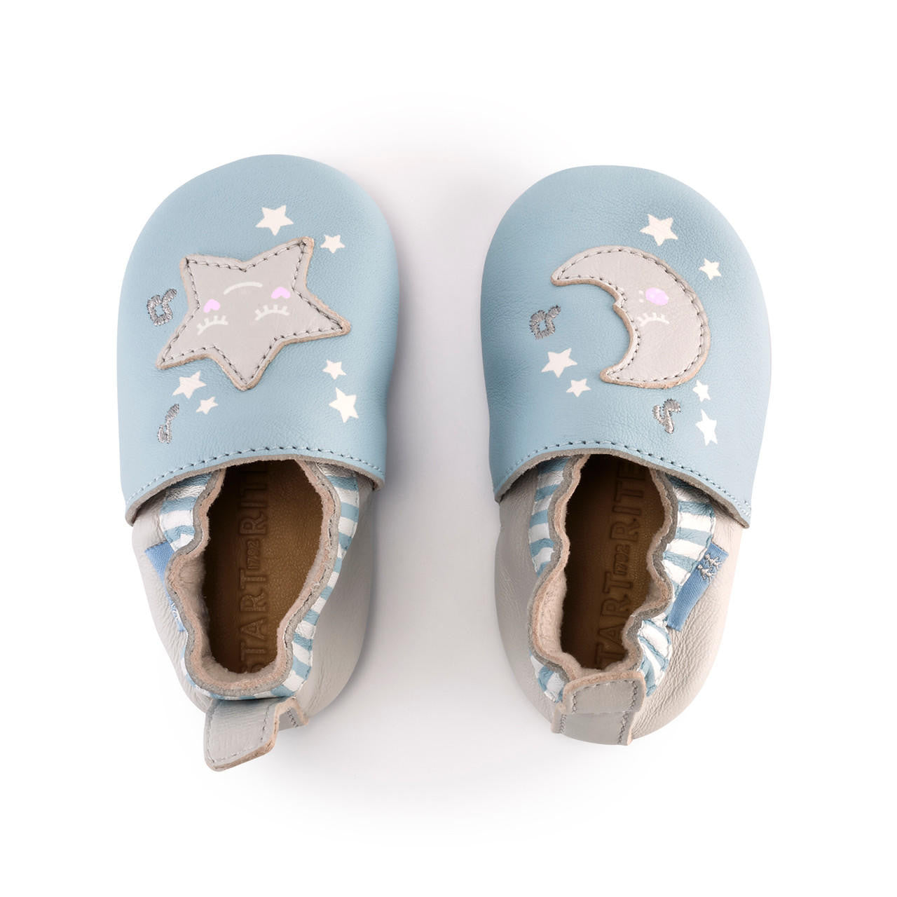 A unisex pram shoe by Start-Rite. Style is fable, a pull on in pale blue leather. Top view.