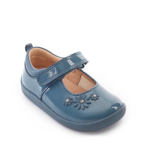 A girls Mary Jane shoe by Start Rite, style Fairy Tale, in pale blue patent with velcro fastening Angled view.