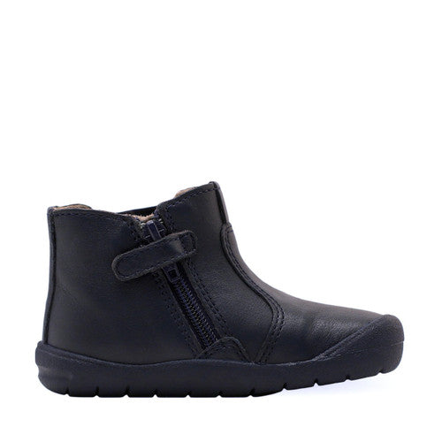 A Start-Rite + JoJo Maman Bebé girls chelsea boot in navy leather. Style is Friend with side zip fastening , left side view.