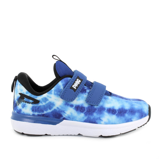 A boys trainer by Primigi, style 3957000, in blue/white tie dye fabric with double velcro fastening. Right side view.