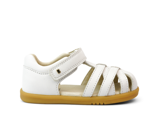 A girls closed toe sandal by Bobux, style Jump, in white with velcro fastening. Right side view.