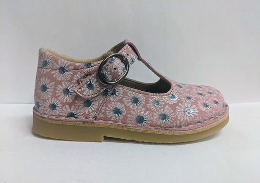 A girls T-Bar shoe by Petasil,style Crosspatch, in pink multi with buckle fastening. Right side view.