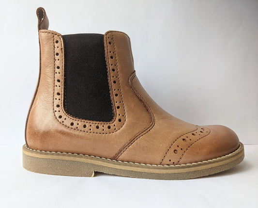 A unisex ankle boot by Froddo,style G3160173-9 in tan leather with zip fastening. Right side view.