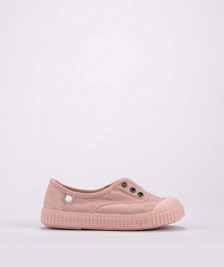 A girls casual slip on pump by Igor,style Berri MC, in pink. Right side view.