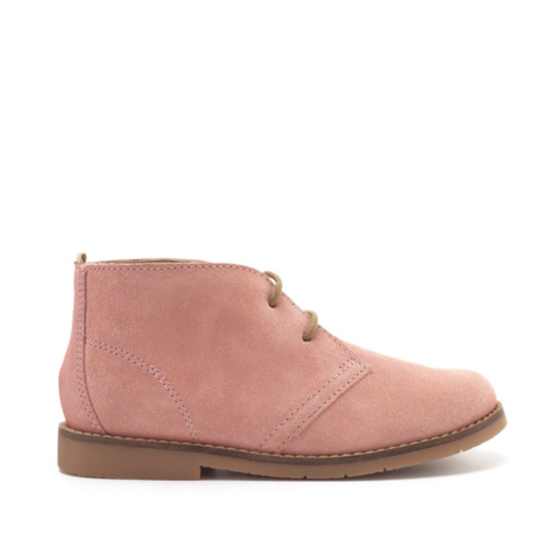 A girls desert boot by Start-Rite, style Autumn, in dusky pink glitter suede with light brown laces and soles. Right side view.