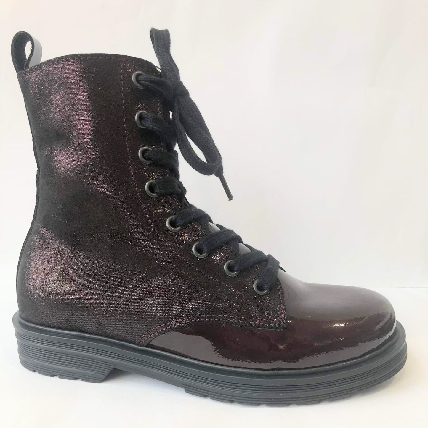 A girls boot by Petasil, style Clive 4, in burgundy patent/glitter leather with zip and lace fastening. Right side view.
