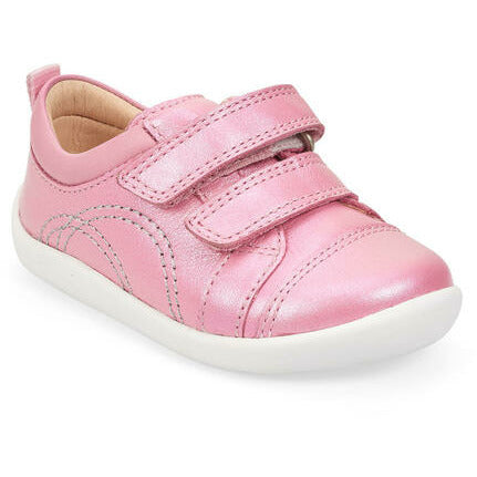 A girls casual shoe by Start Rite,style Tree House, in Pink leather with double velcro fastening. Angled view.