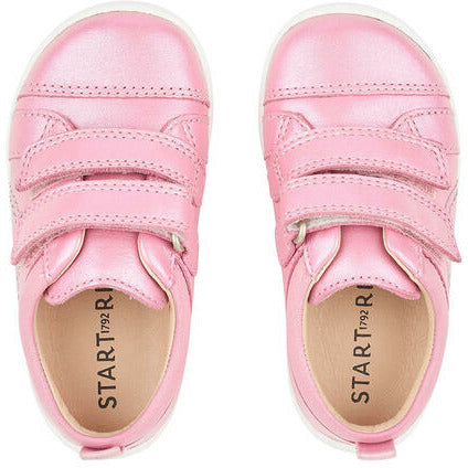 A girss casual shoe by Start Rite,style Tree House, in Pink leather with double velcro fastening. Top view.
